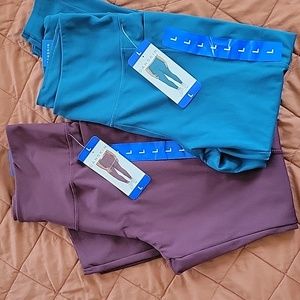 Danskin High Rise 7/8 leggings 2 pair